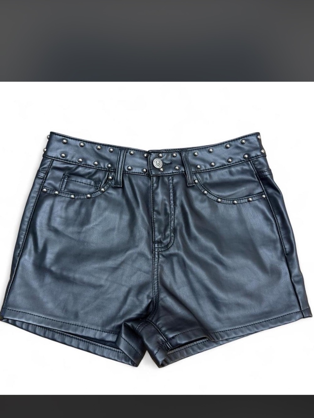 Austin Landing Faux Leather Silver Studded Western Shorts - Size 9/29